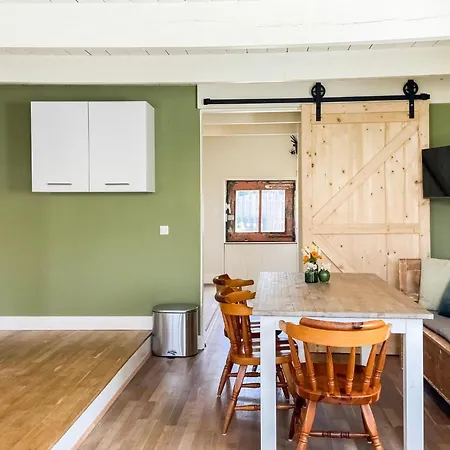 Lovely In With Kitchen