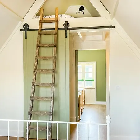 Lovely In With Kitchen Holiday home *